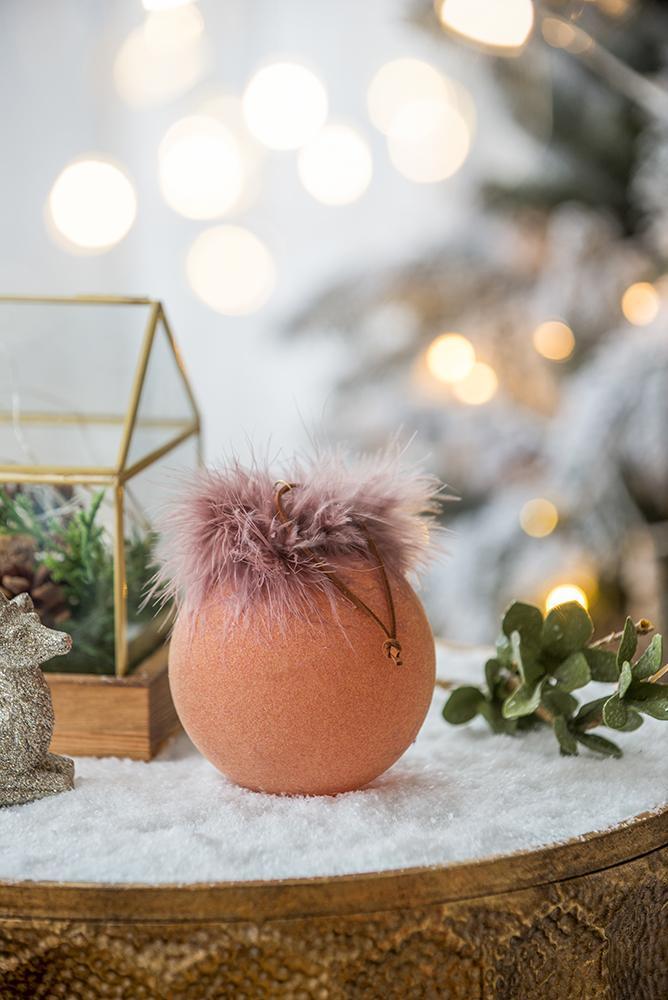 Peach and Mauve Christmas Ball Ornaments, Set of 4