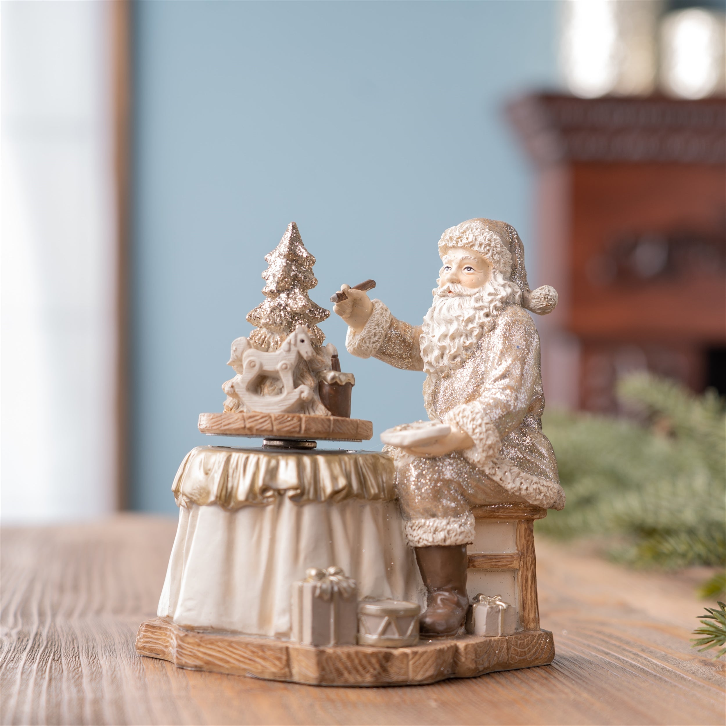 Santa with Spinning Christmas Tree (Set of 2)