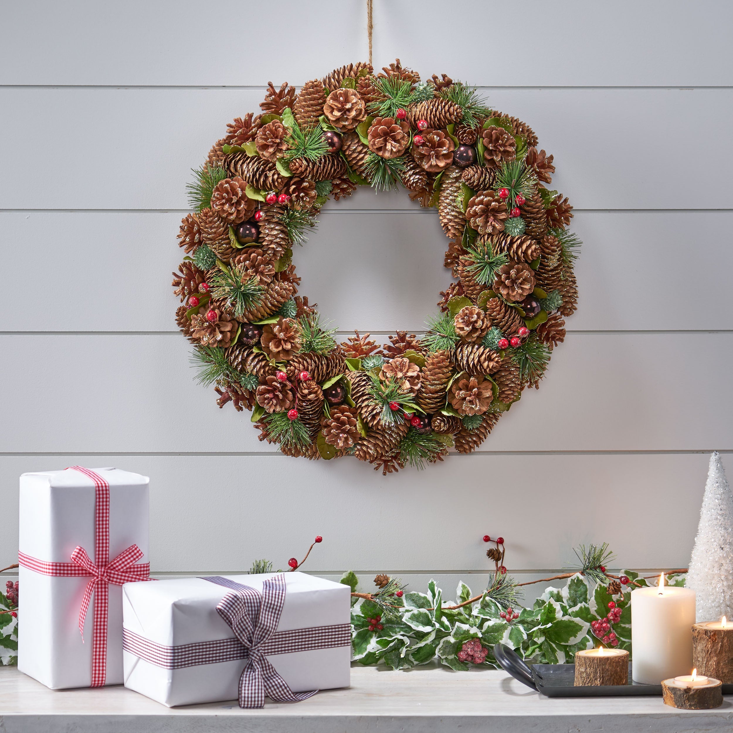 PINE CONE WREATH