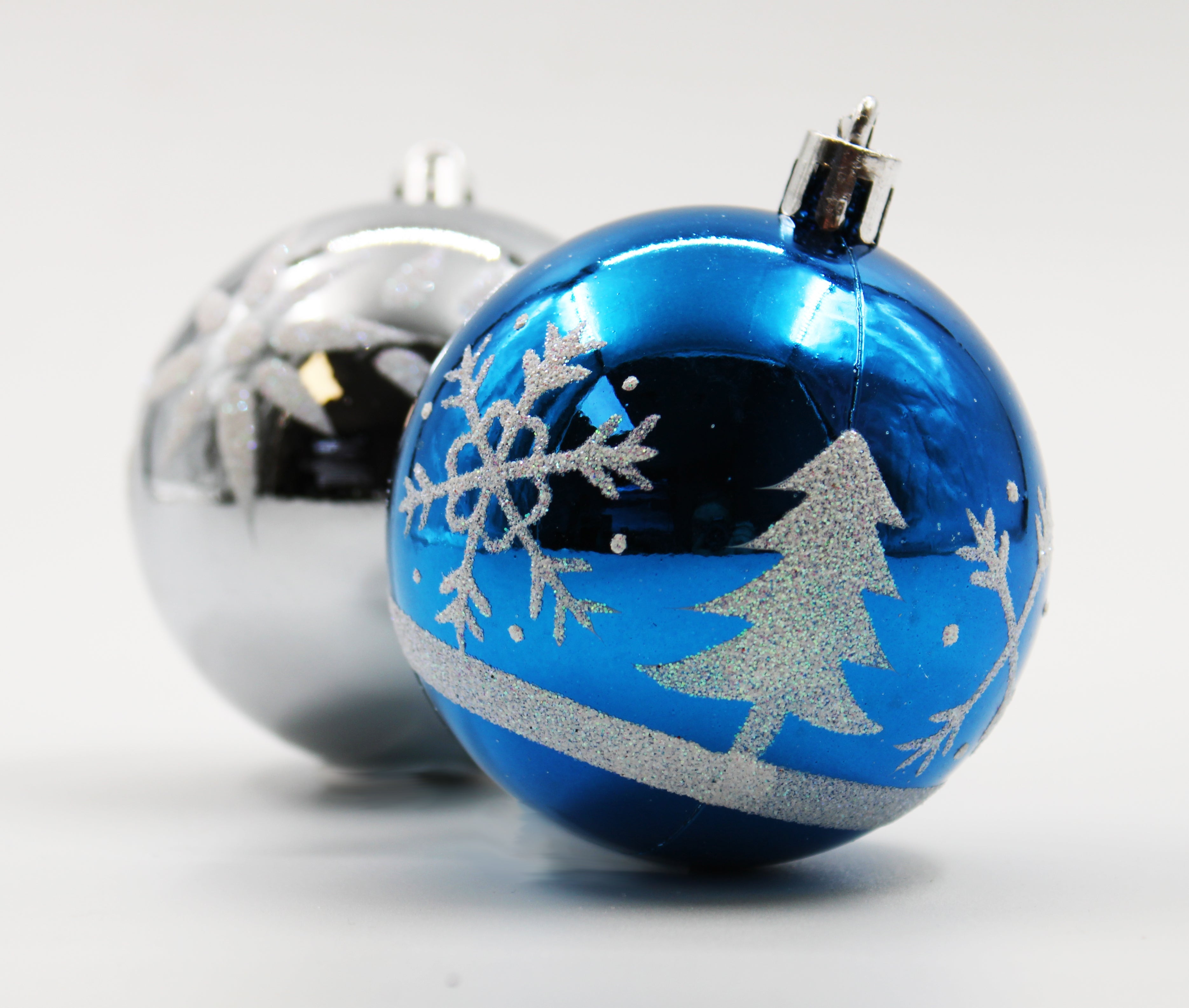 16 Pack Blue and Silver Assorted Ball Ornaments