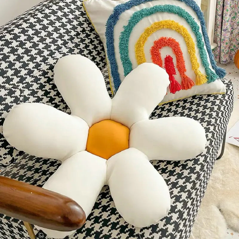 Nordic White 6 Petal Daisy Flower Pillow Room Bedside Sunflower Shape Cushion Girly Sweet Heart Cat Chair Seat Tulip Cushion