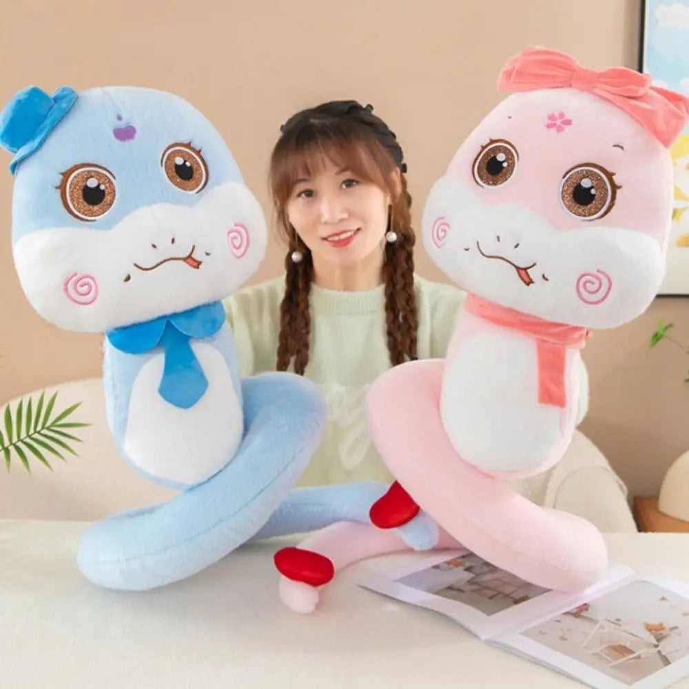 Big Eyes Pillow Snake