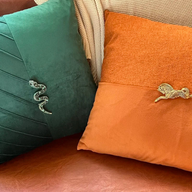 Luxury Velvet Snake Horse Pillow Cover