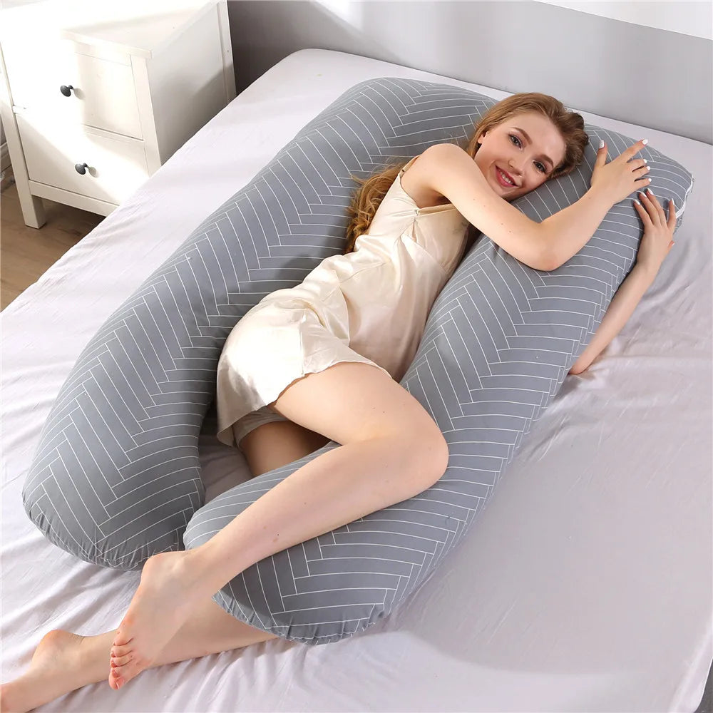 Body pillow for pregnant women