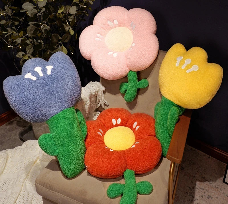 Stuffed Plants Plush Little Red Flower Pillow Sleeping Bed Cushion Doll Plush Toy Cute Tulip Flower Doll Brithday Gift for Kid