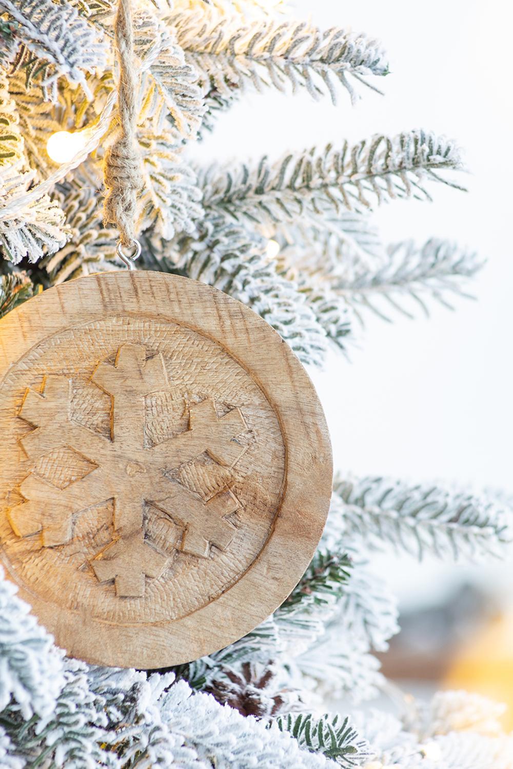 6" x 6" Wooden Hanging Circle With Snowflake Cut, Decorative Hanging Christmas Tree Ornaments for Holiday Party Decorations, Set of 12