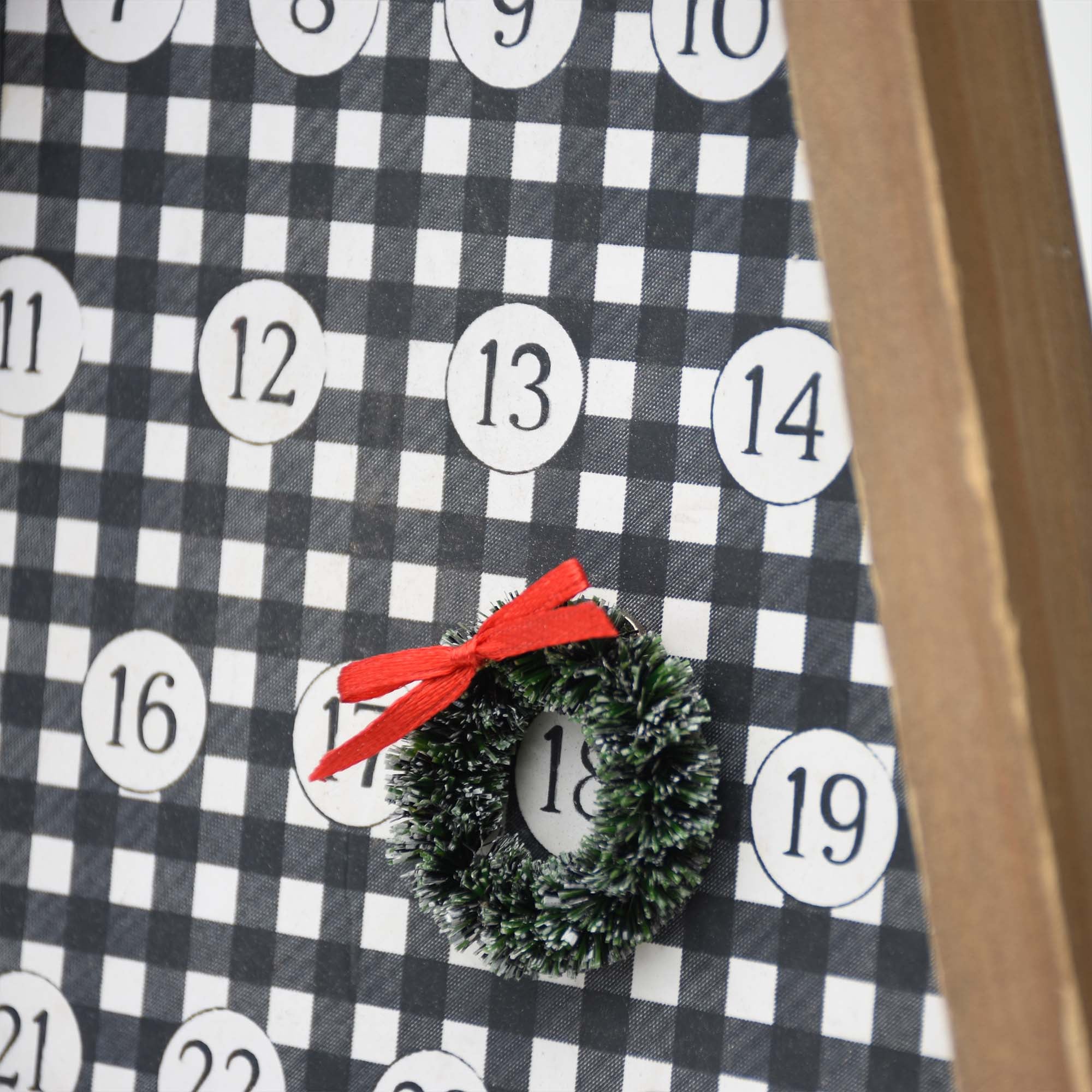 Countdown to Christmas Advent Calendar with Magnet