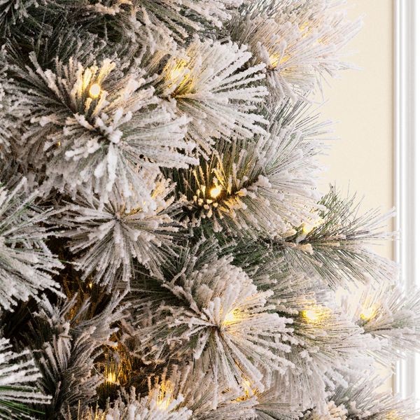 7.5ft Pre-Lit Snow Flocked Artificial Pine Christmas Tree With 900 Warm White Lights