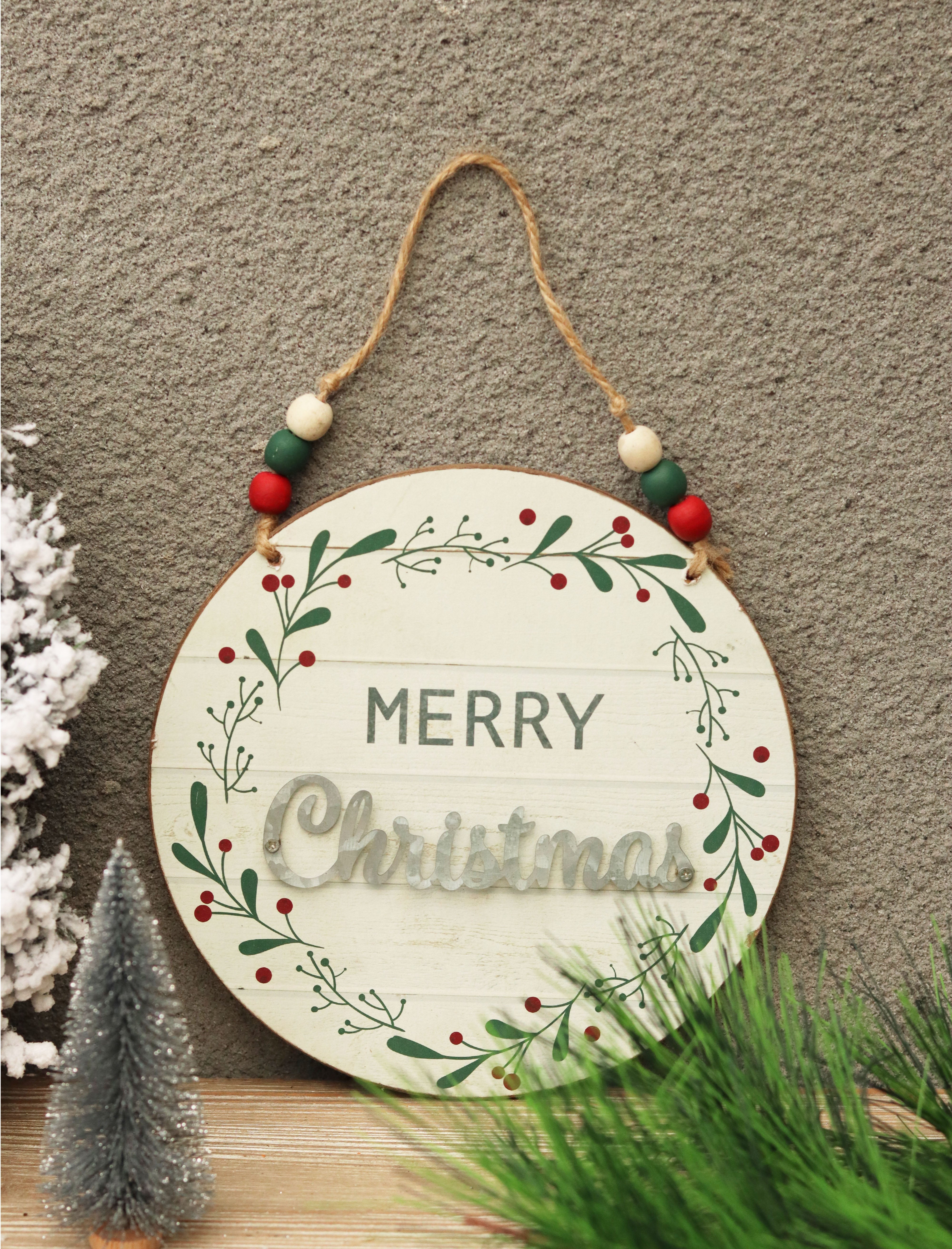 Merry Chirstmas Wood and Metal Round Wall Decor